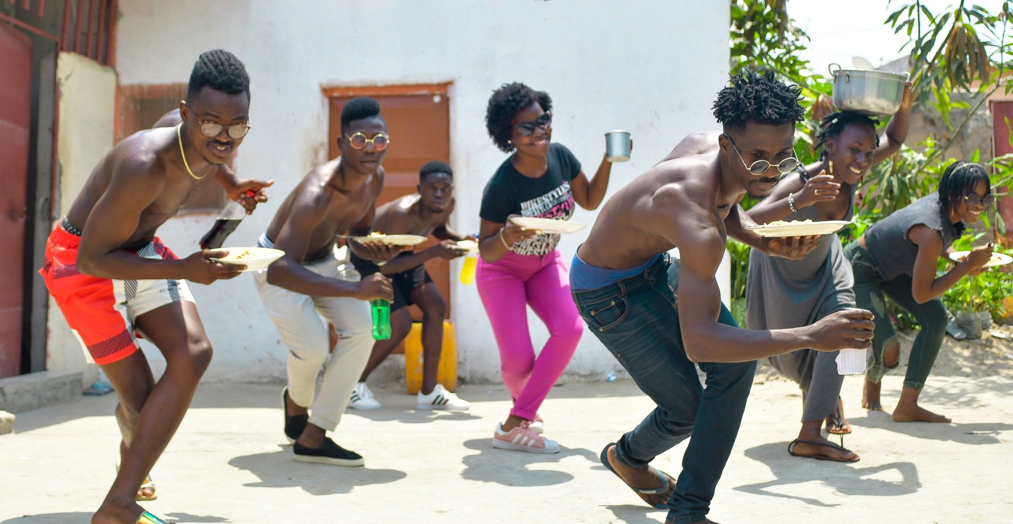 The Dance Born on the Streets of Angola — Now Setting YouTube on Fire ➤ Buzzday.info